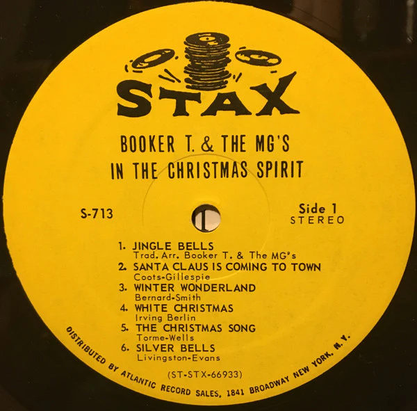 Booker T & The MG's - In The Christmas Spirit (LP) (Near Mint (NM or M-)) - Image 3