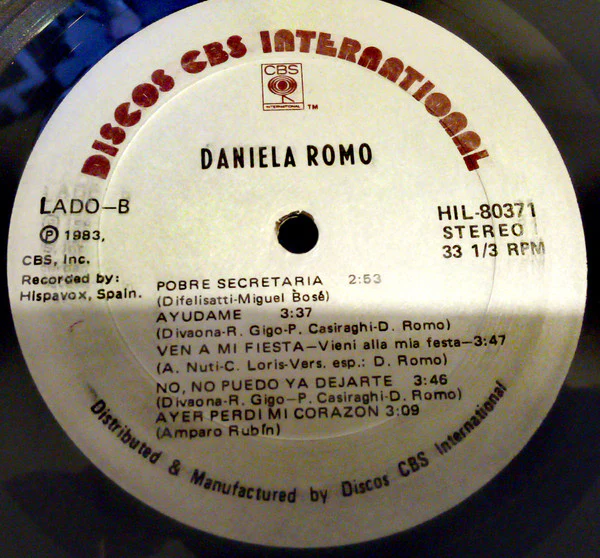 Daniela Romo - Daniela Romo (LP) (Near Mint (NM or M-)) - Image 3