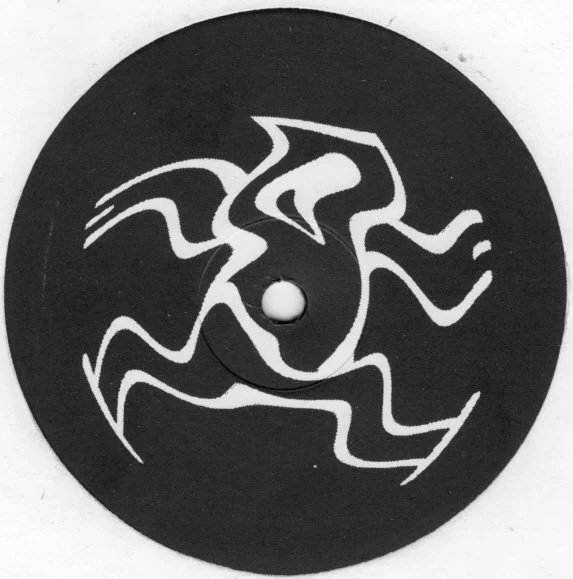Joystick - Keep On Groovin' / Listen (Do You Hear It?) (12") (Very Good (VG)) - Image 3