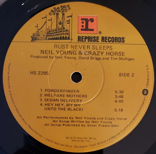 Neil Young & Crazy Horse - Rust Never Sleeps (LP) (Very Good Plus (VG+)) - Image 4
