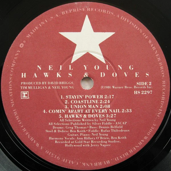 Neil Young - Hawks & Doves (LP) (Very Good Plus (VG+)) - Image 4