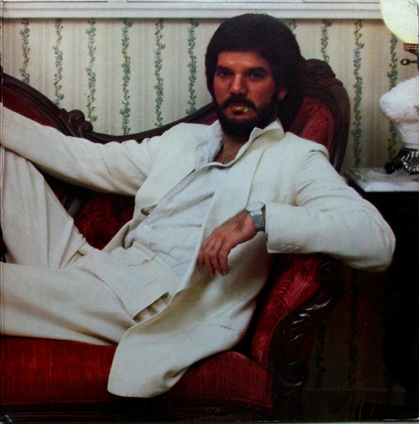 Willy Chirino - Diferente (LP) (Very Good Plus (VG+)) - Image 3